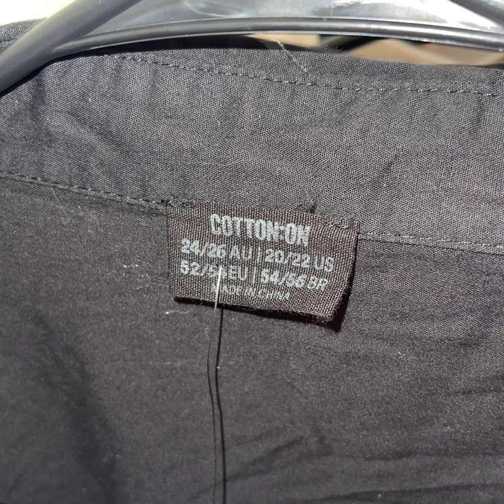 Cotton On Button up shirt - Picture 2 of 5